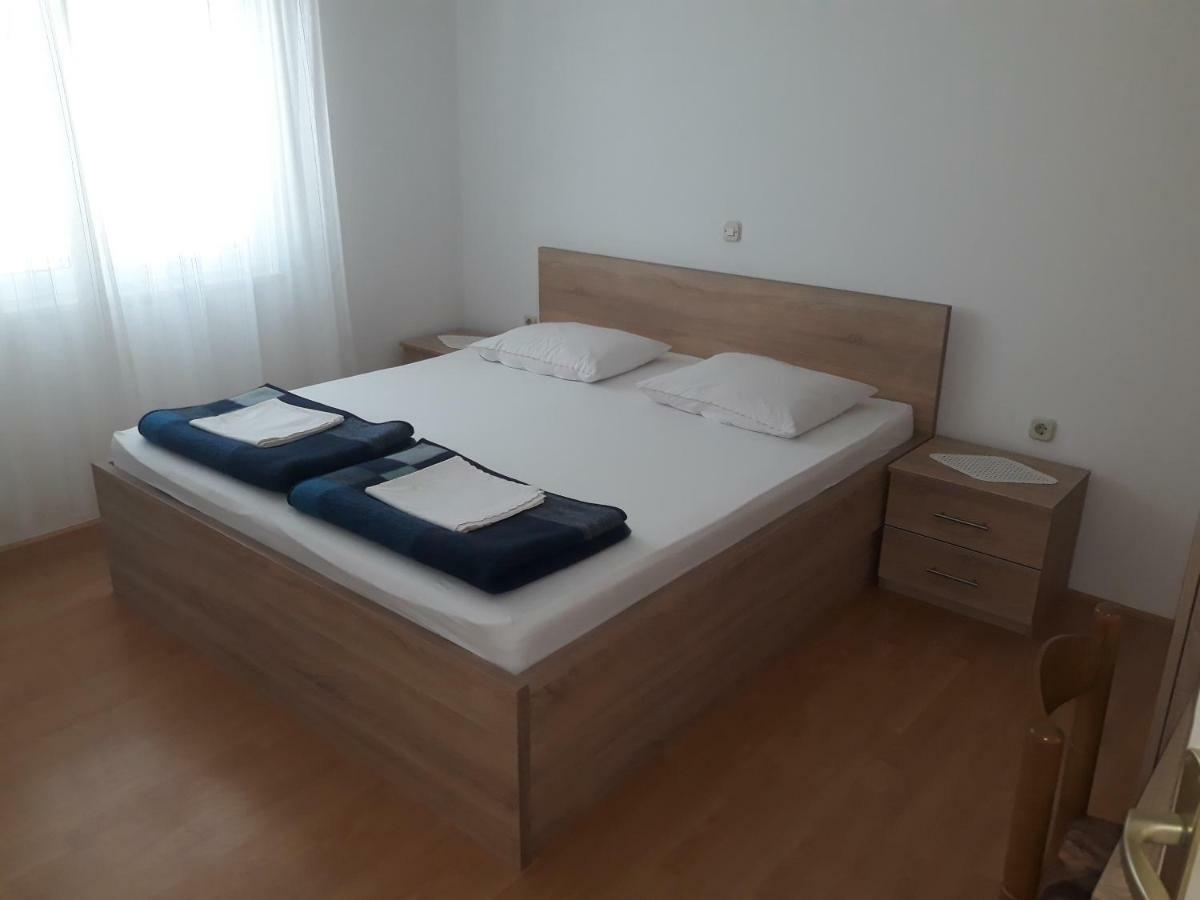 Apartments Beg ราบ ภายนอก รูปภาพ